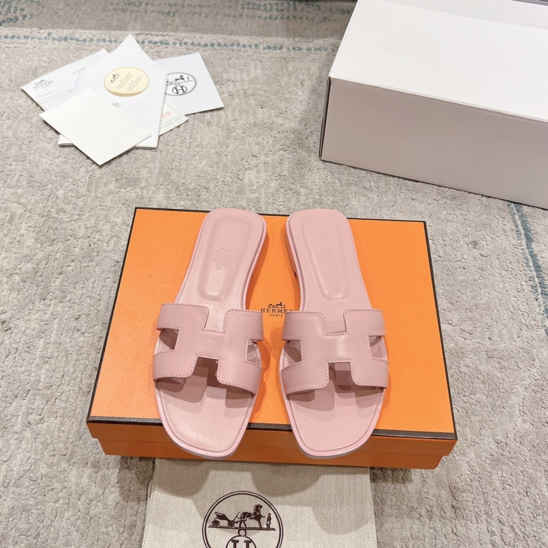 H**mes slippers